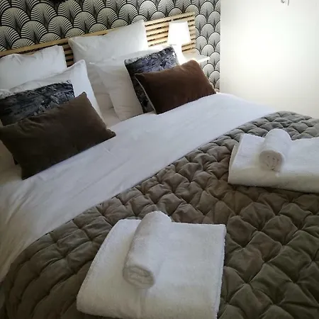D'hote Noalhat - Zenith D'auvergne Apartment *